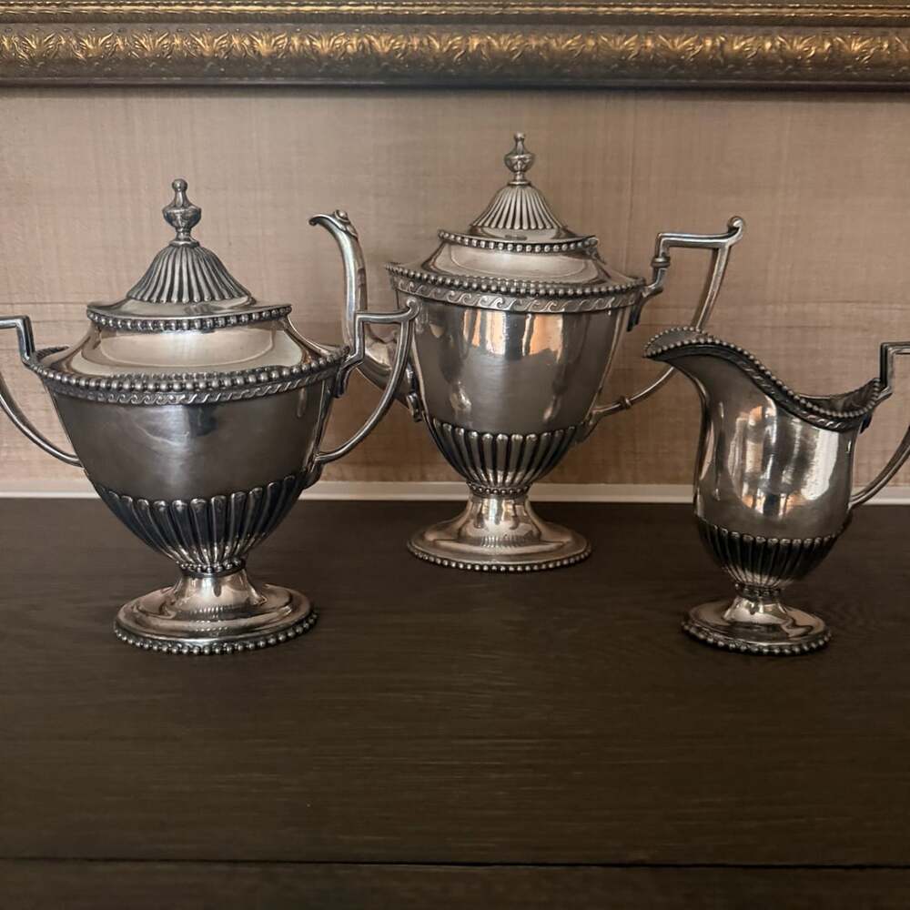 Vintage Reed & Barton 1941 Silver Plated Tea And Coffee Service Set Of Three